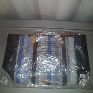 NWT/NBU Vera Bradley Fringed Tote in Cool Stripe